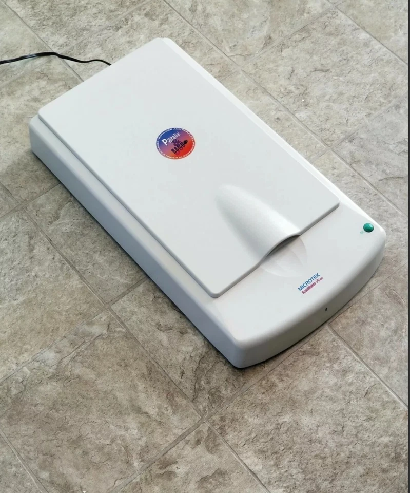 Microtek ScanMaker V6UPL Flatbed Scanner FULLY FUNCTIONAL!! CLEAN SEE PICTURE!!! - Image 4 of 4