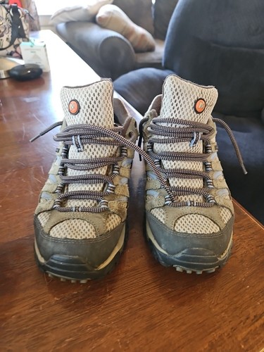 Merrell Dusty Olive Green Women's Athletic Sneakers - Size 7.5 Vibram Soles - Picture 5 of 10