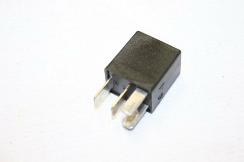 001313 SMART ForTwo 450 RELAIS RELAY 12V für RELAISBOX unter FAHRERSITZ 581.50 - Bild 1 von 3