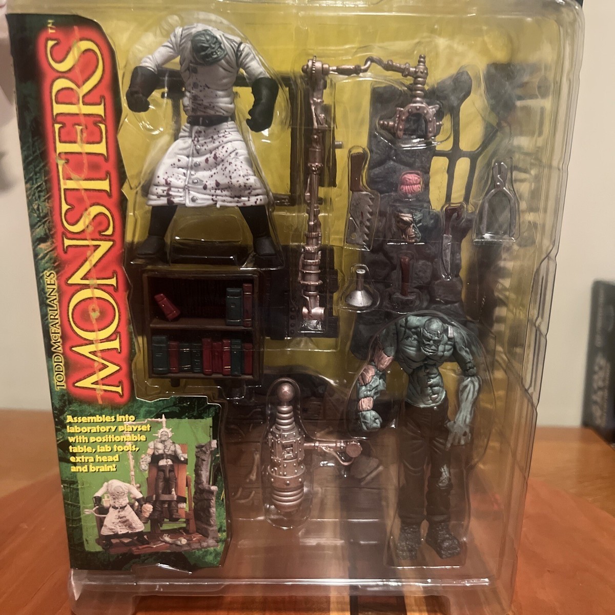 McFarlane Toys Monsters Series 1 - Frankenstein Playset