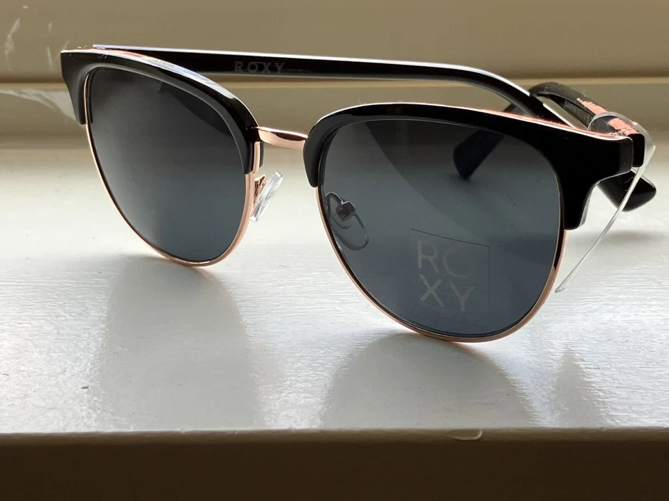 Gafas de sol Roxy negras y doradas ojo de gato nuevas Foto 2 de 4