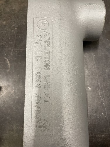 APPLETON Unilet 2-1/2" LB Form 35/85 Cast Steel Conduit Body NO COVER - Picture 2 of 11