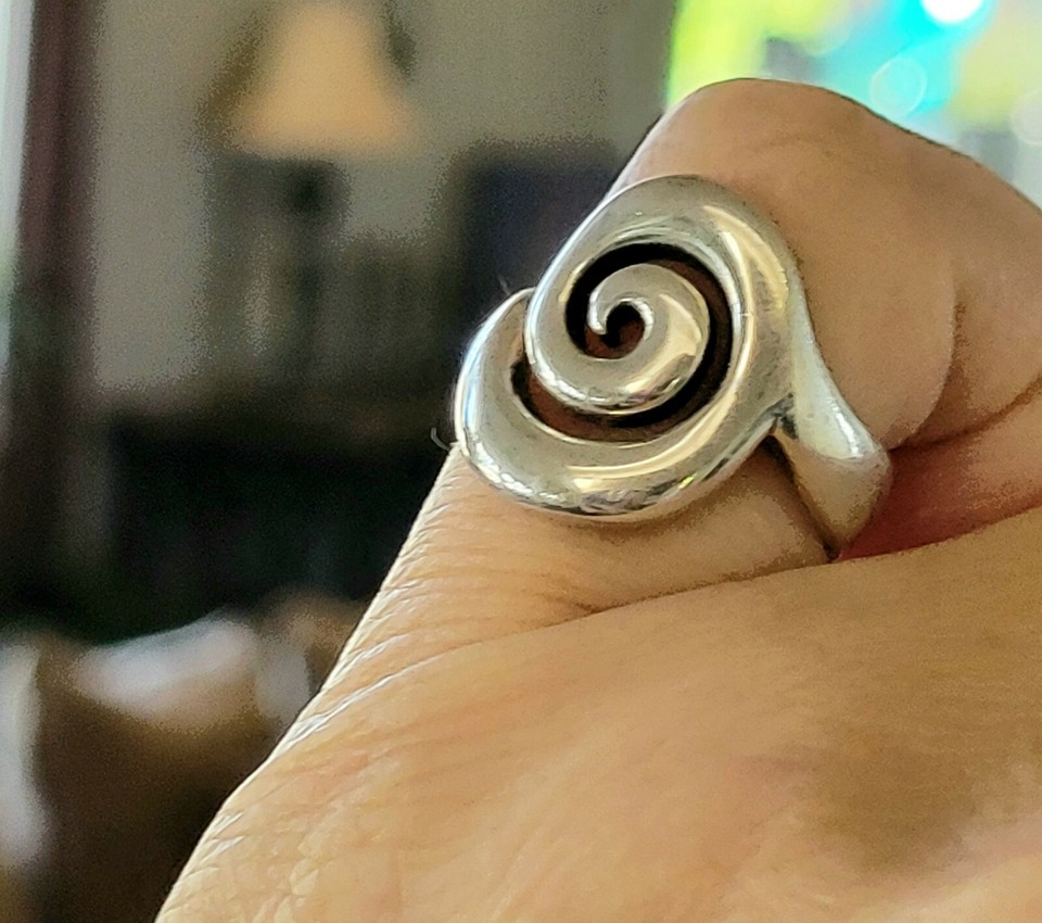 Retired James Avery Swirl Ring Size 6.5 Neat Vtg Piece! Sterling Silver