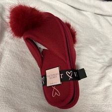 New Victoria's Secret Pom Pom Cranberry Red Slides Slippers Size Small 5/6