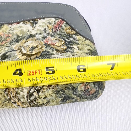 Vintage Floral Tapestry Cosmetic Case Change Purse Gray Leather Trim with Zipper - Picture 5 of 11
