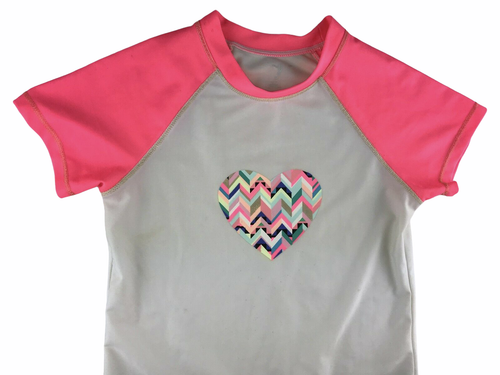 Cat & Jack Rash Guard T Shirt White / Pink Heart. Chevron Stripe Kid's Medium - Picture 2 of 8