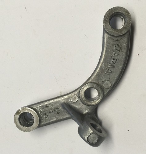 Kawasaki 74-75 S1 76-78 KH400 74 S3 14018-005 Tachometer Gear Holder USED - Imagen 1 de 2