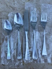 1 New WMF FINESSE 5-Piece Place Setting In box, Satin finish, Cromargan,Germany