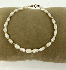 14K Yellow Gold Clasp  Beads Freshwater Pearl Bracelet 7.25 Inches