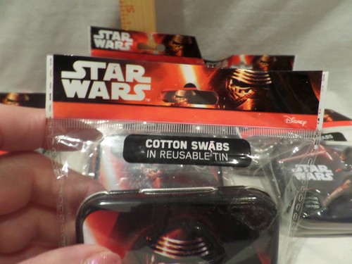 Disney Star Wars Cotton Swabs In Reusable Collectors Tin Kylo Ren #12 & #13 - Picture 4 of 5