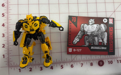 Transformers Studio Series 70 Deluxe Class Bumblebee B-127 Loose #T2