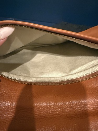 Tory Burch Leather Shoulder Bag with Embossed Logo - Picture 10 of 11