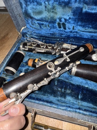 Boosey and Hawkes "The Edgware" Clarinet with Original Case Vintage - Picture 10 of 15