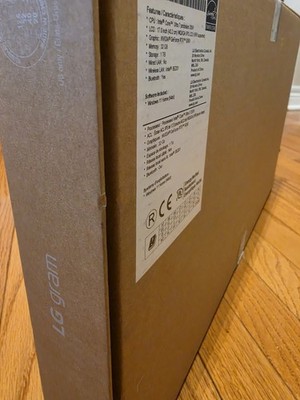 Sealed! 17'' QHD+ LG Gram Pro Laptop, Ultra 7 255H, 32GB, 1 TB, NVIDIA RTX 5050