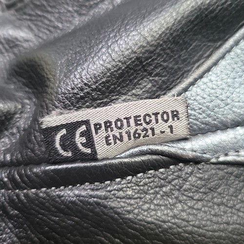 IXS MEN'S BLACK LEATHER MOTORCYCLE JACKET LINED CE ARMOUR - UK SIZE 42 - EU 50 - Picture 11 of 11