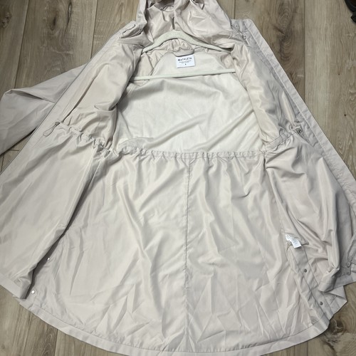 Athleta Edgewater Rainout Raincoat Hooded Parka Beige Cream Size Small - Picture 15 of 16