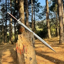 Custom Handmade Carbon Steel Blade Tactical Machete Sword , Viking Sword .