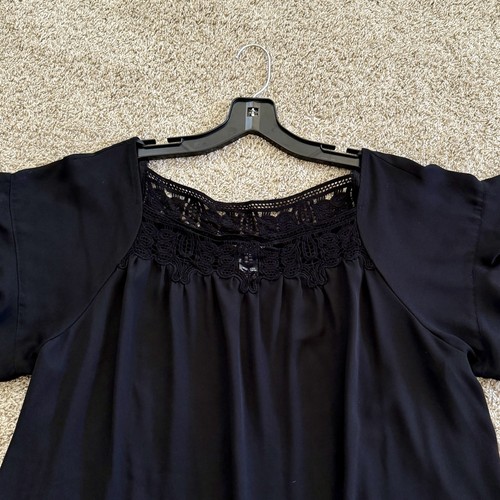 Chelsea & Theodore Women’s Size XL Blouse Top Short Sleeve Black Sheer Lace Neck - Picture 6 of 12