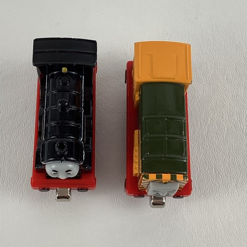 Thomas Tank Engine & Friends Iron Bert Donald Take Along Train Curva de Aprendizaje  - Imagen 3 de 7