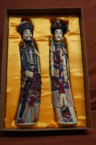 Vintage 20. Jh. Paar chinesische Kaiser & Kaiserin Statuen geschnitzt & handbemalt. 324d - Bild 10 von 24