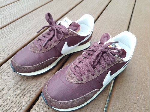 Nike Waffle Trainer 2 SE Burgundy Crush Mens Size 5 DM0180-600 - Picture 7 of 18