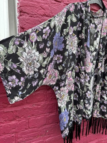 BNWT New Look Inspire Boho Black Floral Fringe Holiday Cover Up Kimono Size 26 - Picture 5 of 13