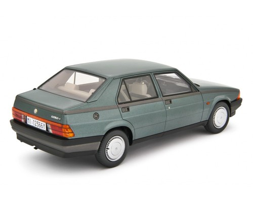 LAUDORACING-MODELS 1:18 Alfa romeo Alfa 75 1.6-1.8 1985 LM187E - Picture 7 of 14