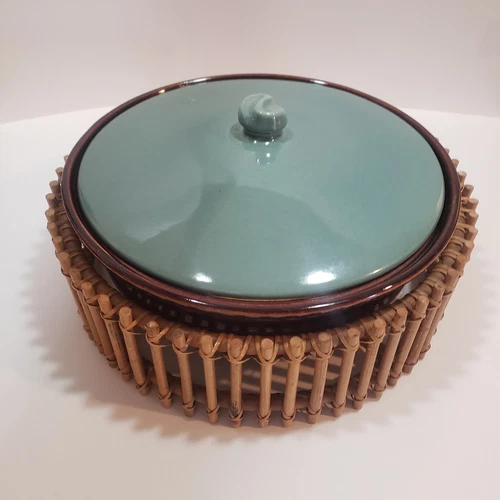 Vintage Red Wing Pottery Village  10" Casserole Dish With Lid And Bamboo Holder