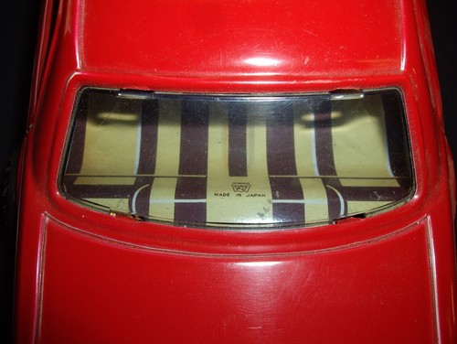 VINTAGE MERCEDES BENZ (W126) 500 SEL... TIN FRICTION CAR (ICHIKO) RED SAMPLE - Picture 10 of 12