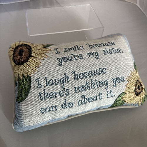 I Smile Because You’re My Sister Accent Pillow Gift Tapestry Sunflower Vintage - Picture 1 of 10