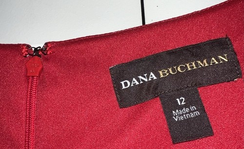 Dana Buchman red ponte knit short sleeve shift dress Size 12 twisted neck - Picture 8 of 9