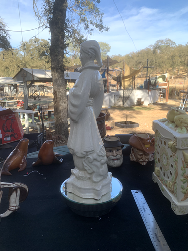 Chinese Noblemen  Hand Painted American  Ceramic Statue Sculptor - Picture 9 of 9