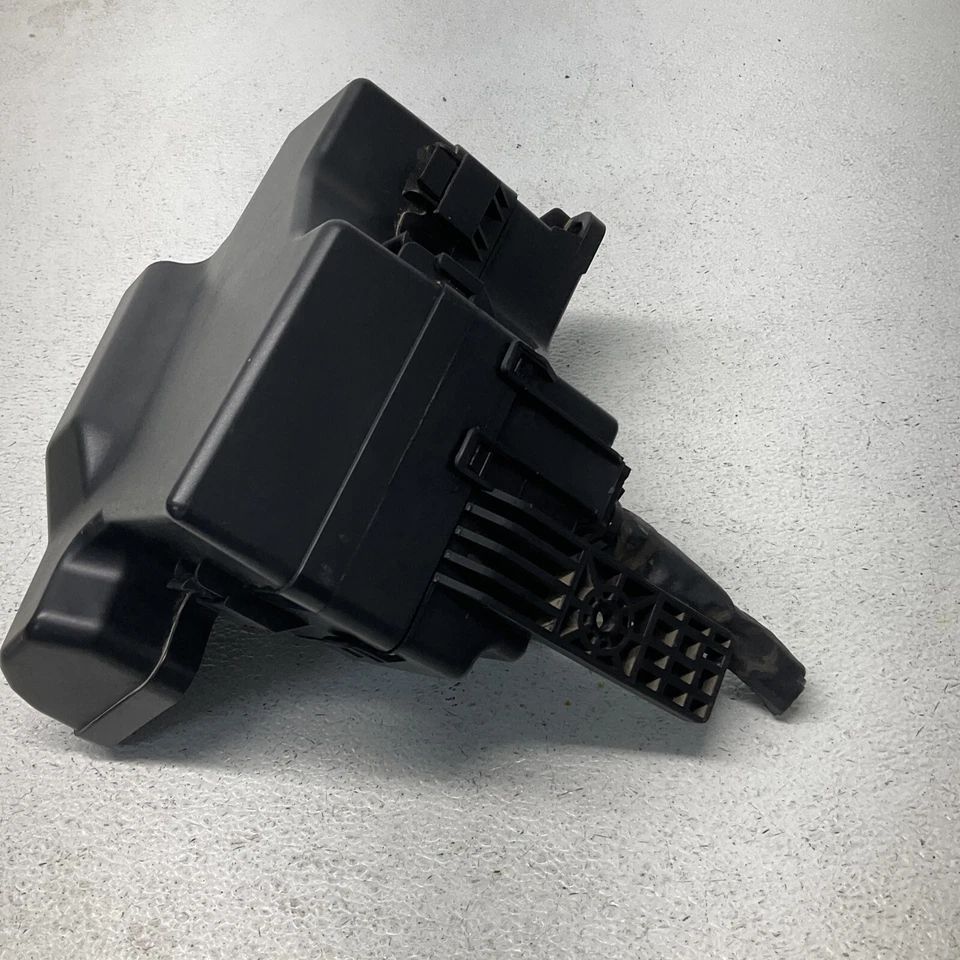 Hyundai Veracruz 2007 3,5 L bahía de motor caja de fusibles relé tapa cubierta superior moldura OEM Foto 2 de 4