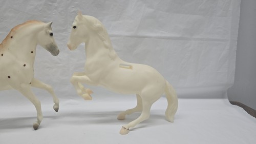 Classic Breyer Horse Leopard Appaloosa Ginger + Rearing Horse With Seat Notches - Picture 20 of 20