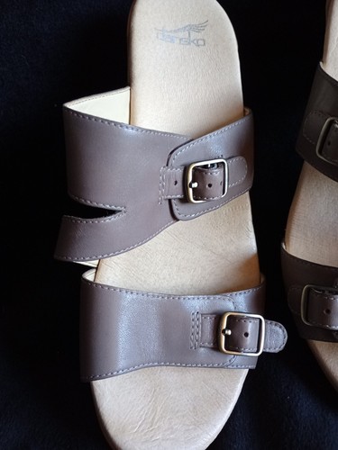 Dansko Keilabsatz Sandalen Slipper Leder Schnallen US 9 EU 40 Neu ohne Etikett  - Bild 3 von 7