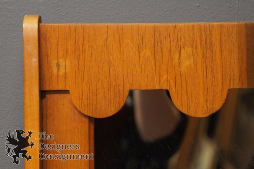 Bassett Furniture Mirror Company Curio Shelf Wall Mirror Storage Rack Scalloped - Picture 6 of 12