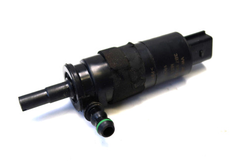 Audi A6 ALLROAD 4G Waschwasserpumpe Pumpe Scheinwerferreinigung 3B7955681