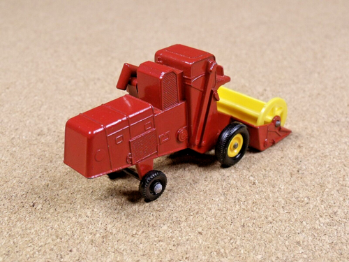 OLD VINTAGE LESNEY MATCHBOX # 65 CLAAS COMBINE HARVESTER ORIGINAL BOX - Picture 13 of 13