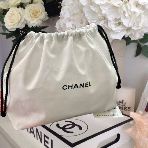 CHANEL white cotton canvas drawstring pouch, cosmetic bag storage bag AUTHENTIC - Picture 2 of 18