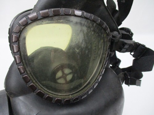MSA 1985 US Chemical Biological Military Army Gas Mask Field M17 Medium w. Bag - Picture 4 of 16