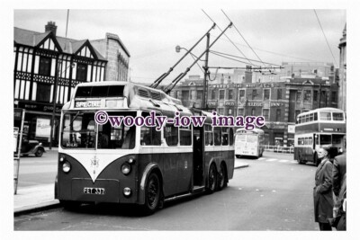gw0102 - Rotherham Trolleybus no 8 at College Square 1961 - Print 6x4