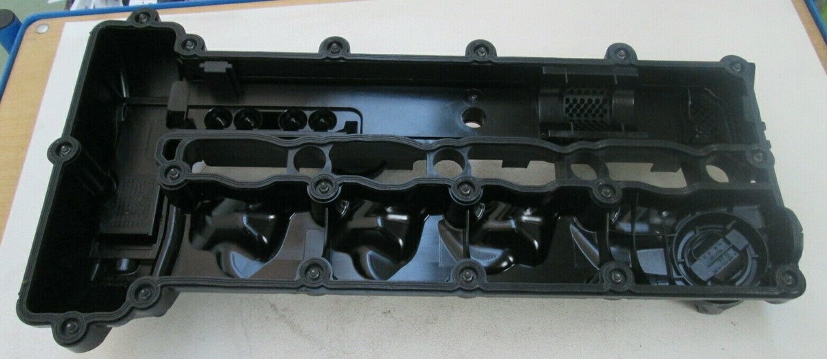 Mercedes-Benz OM651 Zylinderkopfhaube A6510109118 neuwertig 65 km  