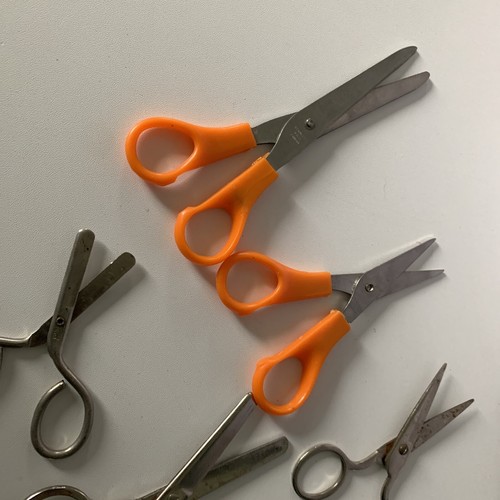 Child's School Scissors Mixed Lot Various Shapes/Sizes/Color VTG - Picture 3 of 14