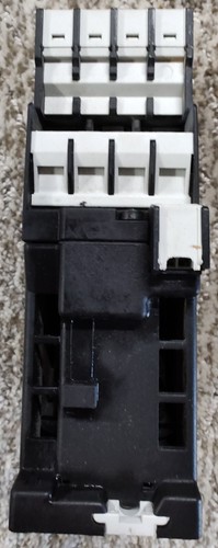 MOELLER DIL 00A M-G-01-C CONTACTOR - Picture 6 of 8