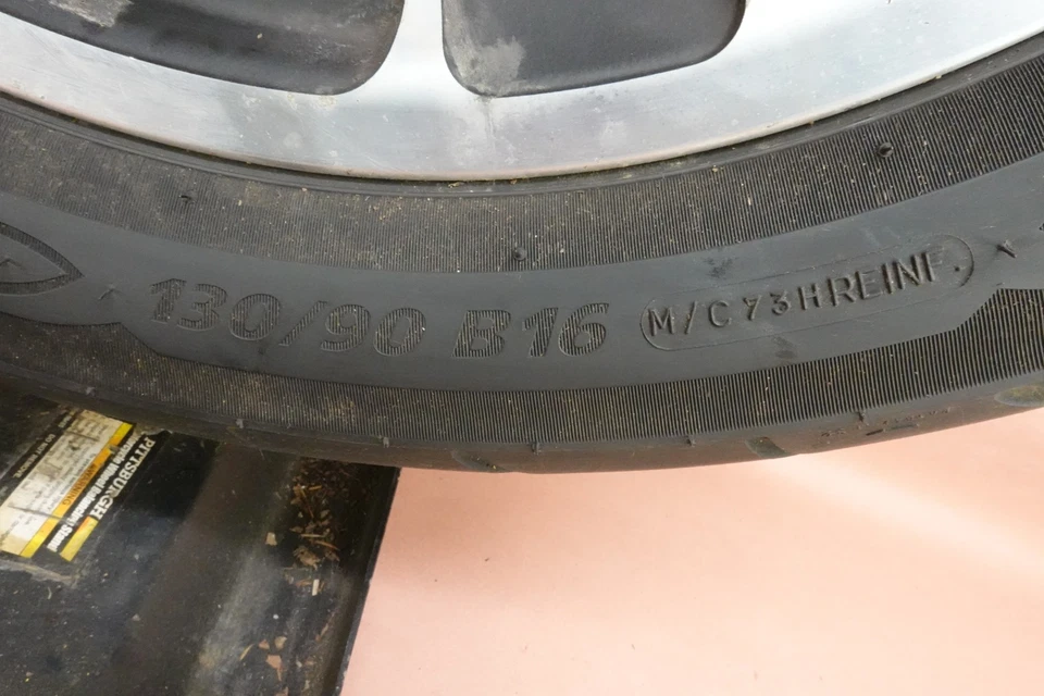 Llanta delantera Harley Davidson Street Glide 2007-2011 FLHX 130/90 B16 Foto 3 de 4