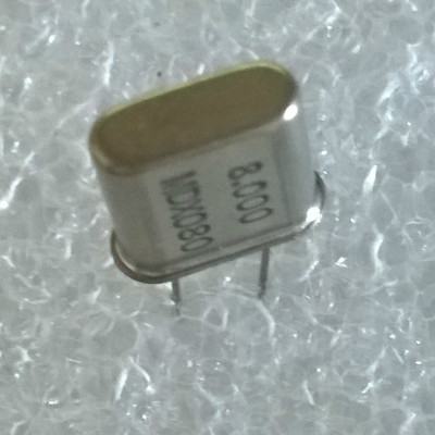 39,600 MHz LOT DE DEUX QUARTZ QA81Z COPELEC