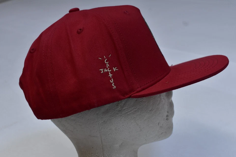 Cactus Jack x Travis Scott Mitchell & Ness Georgia Bulldogs UGA Red Snapback Hat - Image 4 of 4