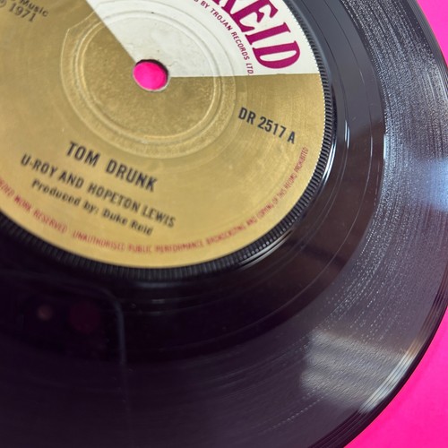 Hopeton Lewis & Hugh Roy / Tommy McCook – Tom Drunk / Wailing 7" Reggae 1971 EX - Foto 2 di 4