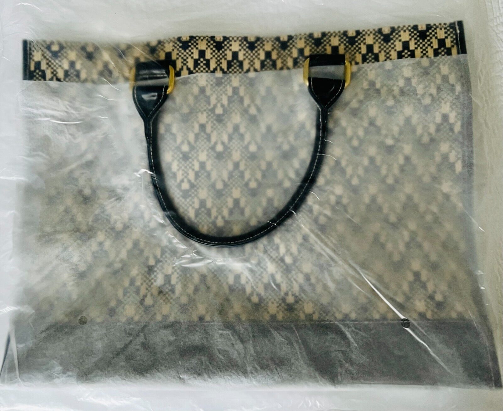 Picture 4 of 6