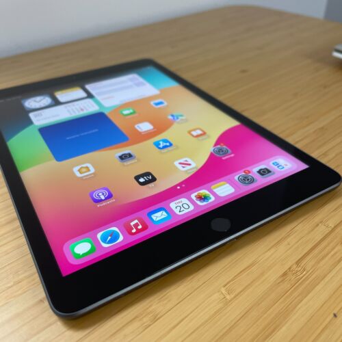Apple iPad 8th Gen, 128GB, Wi-Fi, Space Grey - A2270 (AU STOCK) - Poor Battery - Picture 16 of 21